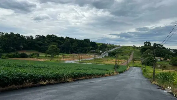Imagem do anúnio: Vendo terreno / lote / condomínio em Xaxim , Santa Catarina no bairro Loteamento Das Videiras