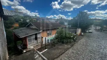 Imagem do anúnio: Vendo casa em Videira , Santa Catarina no bairro São Cristovão