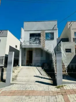 Imagem do anúnio: Vendo casa em Videira , Santa Catarina no bairro Carelli