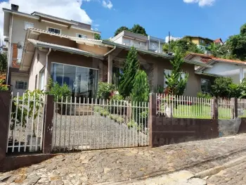 Imagem do anúnio: Vendo casa em Videira , Santa Catarina no bairro São Cristovão