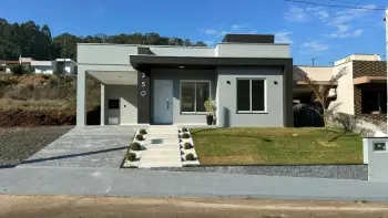 Imagem do anúnio: Vendo casa em Herval D'Oeste , Santa Catarina no bairro Loteamento Barcelona