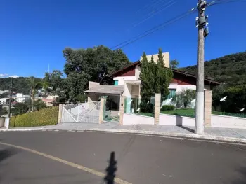 Imagem do anúnio: Vendo casa em Joaçaba , Santa Catarina no bairro Vila Pedrini