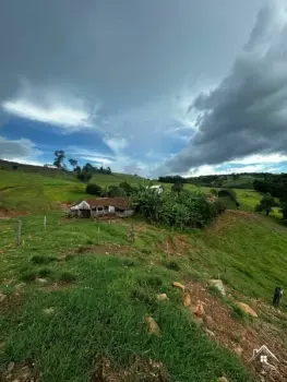 Imagem do anúnio: Vendo fazenda / sítio / chácara em Piratuba , Santa Catarina no bairro Interior