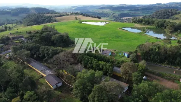 Imagem do anúncio: Vendo fazenda / sítio / chácara em Coronel Freitas , Santa Catarina no bairro Interior