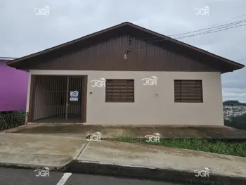 Imagem do anúnio: Vendo casa em Concórdia , Santa Catarina no bairro Petrópolis