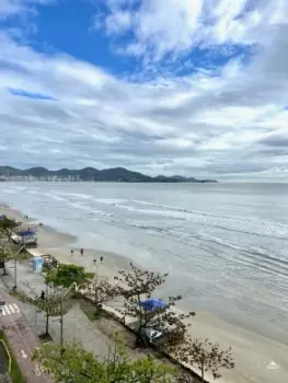 Imagem do anúnio: Alugo para temporada apartamento em Itapema , Santa Catarina no bairro Meia Praia