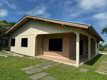 Imagem do anúnio: Alugo casa em Concórdia , Santa Catarina no bairro Santo Antônio