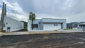 Imagem do anúnio: Vendo casa em Concórdia , Santa Catarina no bairro Guilherme Reich