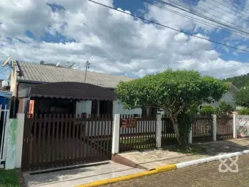 Imagem do anúnio: Vendo casa em Videira , Santa Catarina no bairro Santa Gema