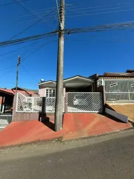 Imagem do anúnio: Vendo ou alugo casa em Fraiburgo , Santa Catarina no bairro Jardim das Hortensias