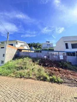Imagem do anúnio: Vendo terreno / lote / condomínio em Videira , Santa Catarina no bairro Loteamento Cantú