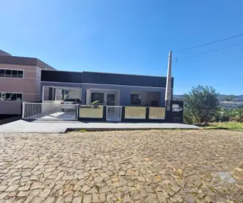 Imagem do anúnio: Vendo casa em Videira , Santa Catarina no bairro Carboni