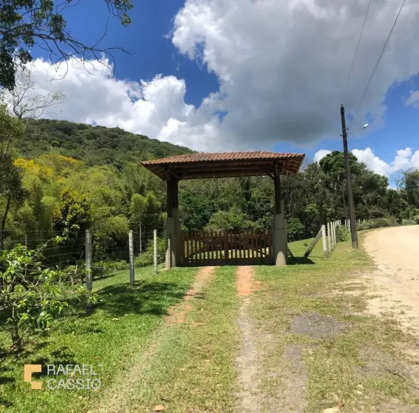 Imagem do anúnio: Vendo fazenda / sítio / chácara em Barra Velha , Santa Catarina no bairro Itajuba