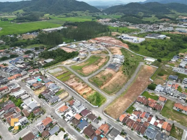 Imagem do anúnio: Vendo terreno / lote / condomínio em Gaspar , Santa Catarina no bairro Santa Terezinha
