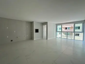 Imagem do anúnio: Vendo apartamento em Balneário Piçarras , Santa Catarina no bairro Itacolomi