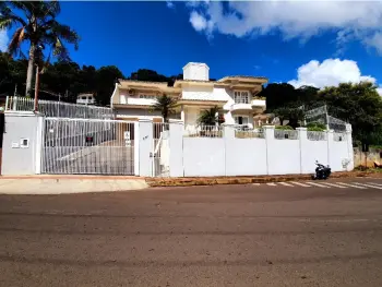 Imagem do anúnio: Vendo casa em Herval D'Oeste , Santa Catarina no bairro Centro