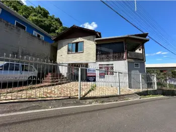 Imagem do anúnio: Vendo casa em Joaçaba , Santa Catarina no bairro Centro