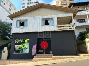 Imagem do anúnio: Vendo casa em Herval D'Oeste , Santa Catarina no bairro Centro