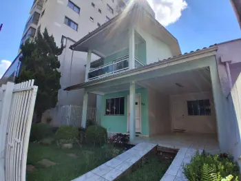 Imagem do anúnio: Vendo ou alugo casa em Joaçaba , Santa Catarina no bairro Centro